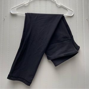 Black legging capris (very new, never worn)